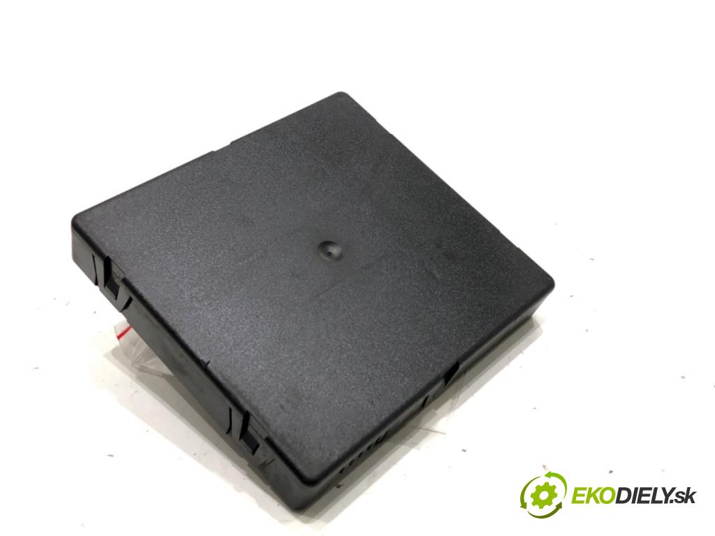 AUDI A6 C6 sedan 2004 165 kW 3.0 TDI quattro 2967 Modul komfortu 4F0910289E (Modul komfortu)