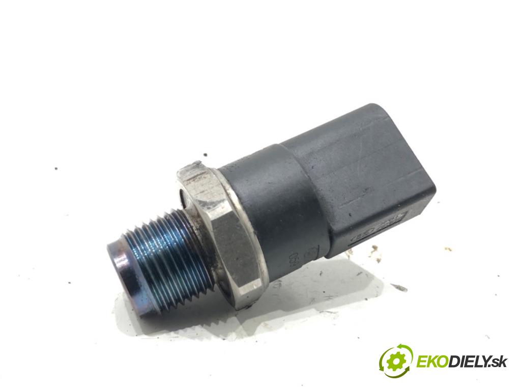 AUDI A6 C6 sedan 2004 165 kW 3.0 TDI quattro 2967 Snímač tlaku paliva 059130758 (Snímač)