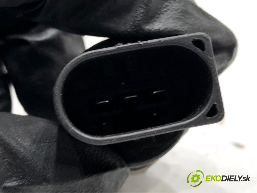 AUDI A6 C6 sedan 2004 165 kW 3.0 TDI quattro 2967 Snímač tlaku paliva 059130758 (Snímač)