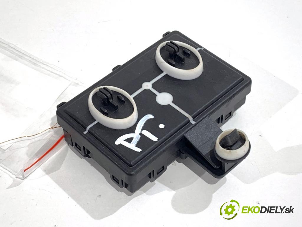 SKODA SUPERB III Kombi 2023 110 kW 2.0 TDI 1968 Modul Dvere zad pravy 5Q4959595P