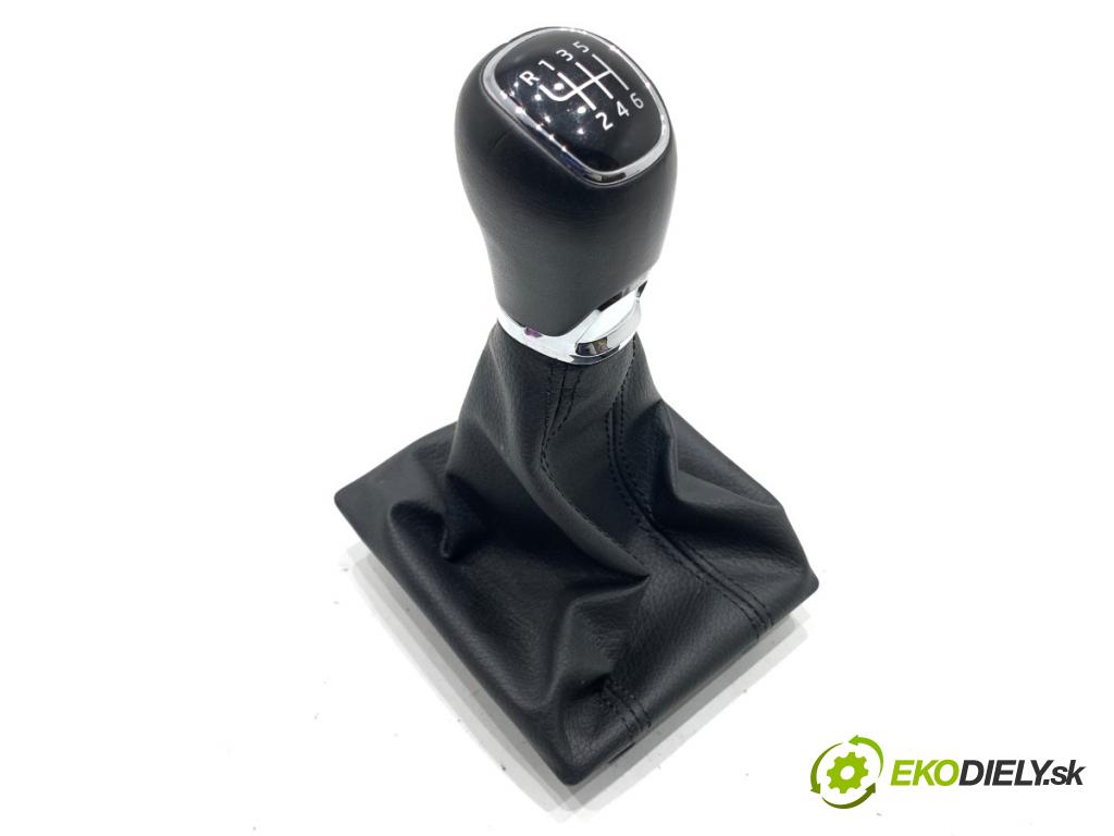 SKODA SUPERB III Kombi 2023 110 kW 2.0 TDI 1968 Manžeta 3V1711113S (Rýchlostná páka (kulisa))