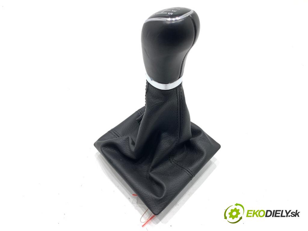 SKODA SUPERB III Kombi 2023 110 kW 2.0 TDI 1968 Manžeta 3V1711113S (Rýchlostná páka (kulisa))