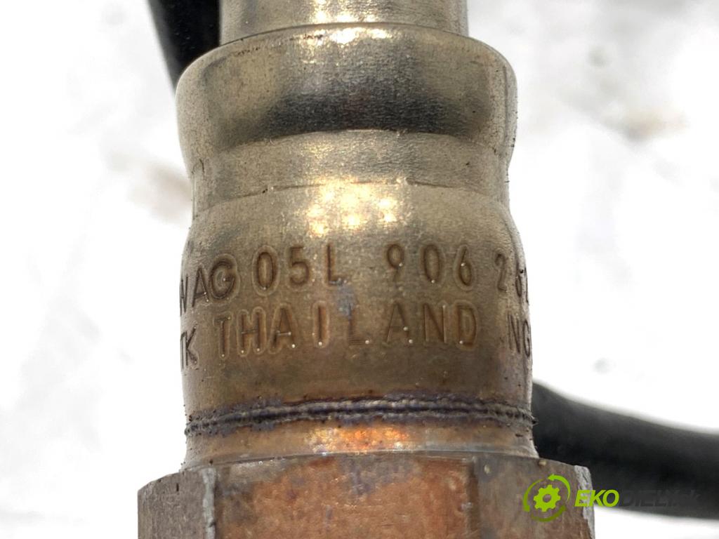 SKODA SUPERB III Kombi 2023 110 kW 2.0 TDI 1968 sonda lambda přední část 05L906262G (Lambda sonda)