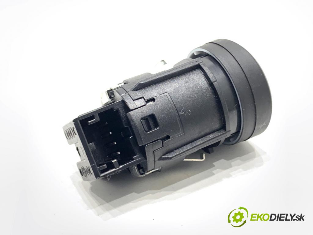 SKODA SUPERB III Kombi 2023 110 kW 2.0 TDI 1968 vypínač ZAPALOVÁNÍ: START/STOP 3V0905217A