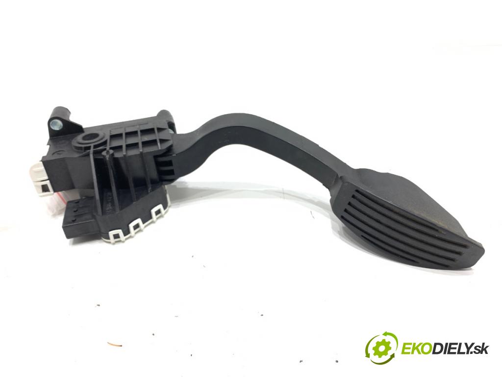 FIAT 500 liftback 2023 51 kW 1.0 Mild Hybrid (312.AYD1B) 999 Potenciometer plynu 005205409400 (Potenciometer plynového pedálu)