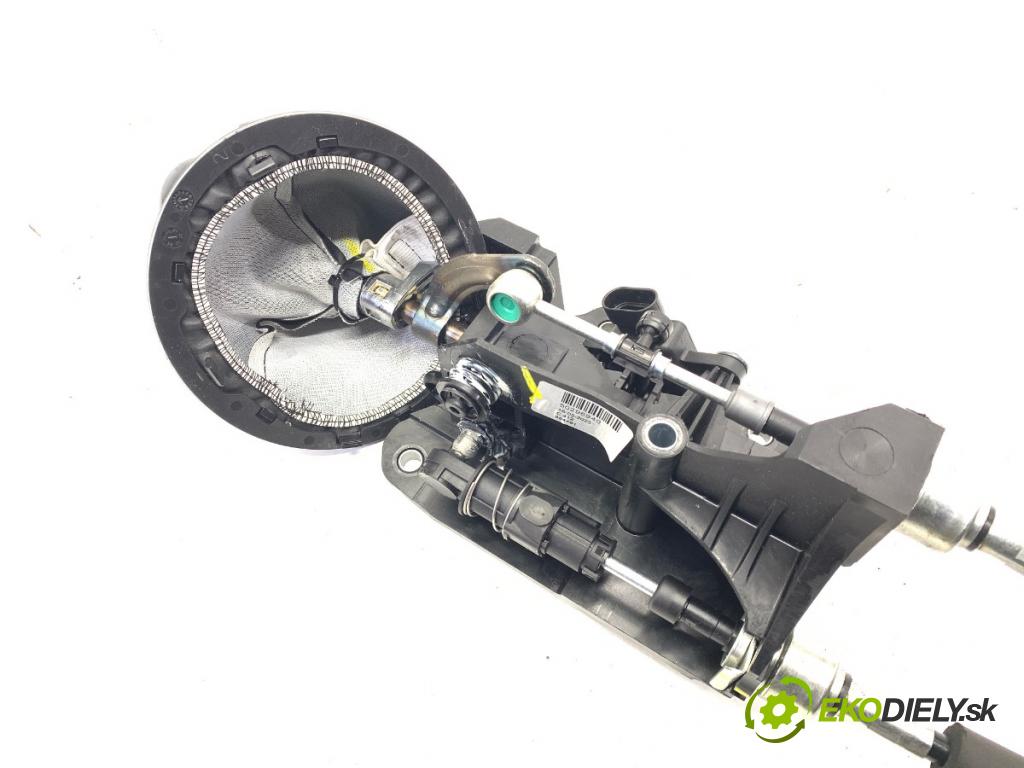 FIAT 500 liftback 2023 51 kW 1.0 Mild Hybrid (312.AYD1B) 999 Kulisa 50296940 (Rýchlostná páka (kulisa))