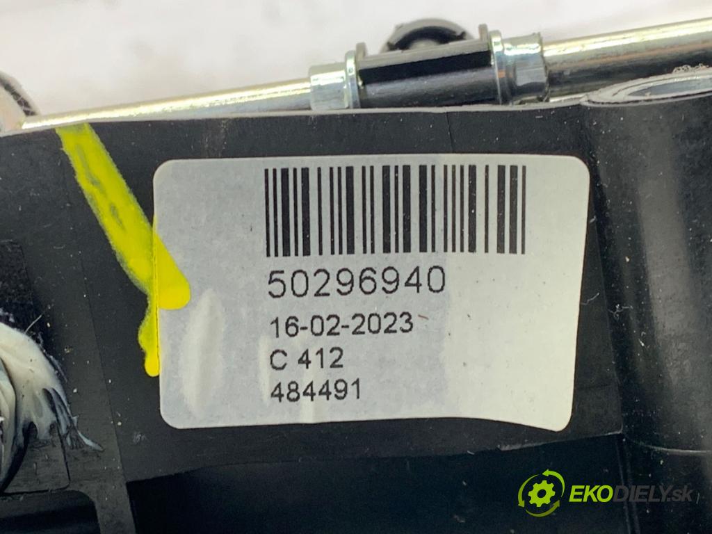 FIAT 500 liftback 2023 51 kW 1.0 Mild Hybrid (312.AYD1B) 999 Kulisa 50296940 (Rýchlostná páka (kulisa))