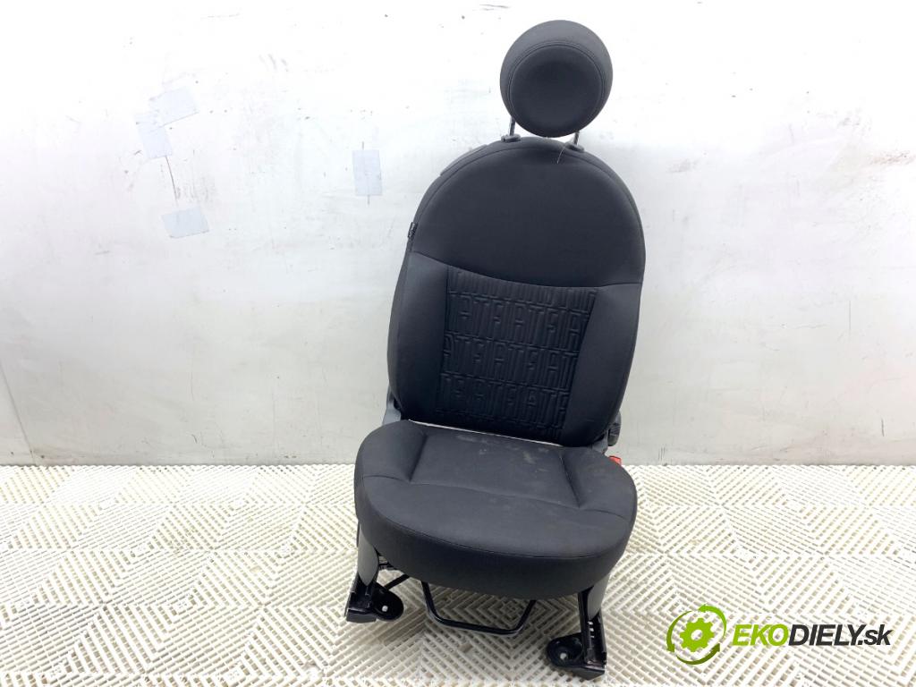 FIAT 500 liftback 2023 51 kW 1.0 Mild Hybrid (312.AYD1B) 999 Sedadlo pravy predný 
