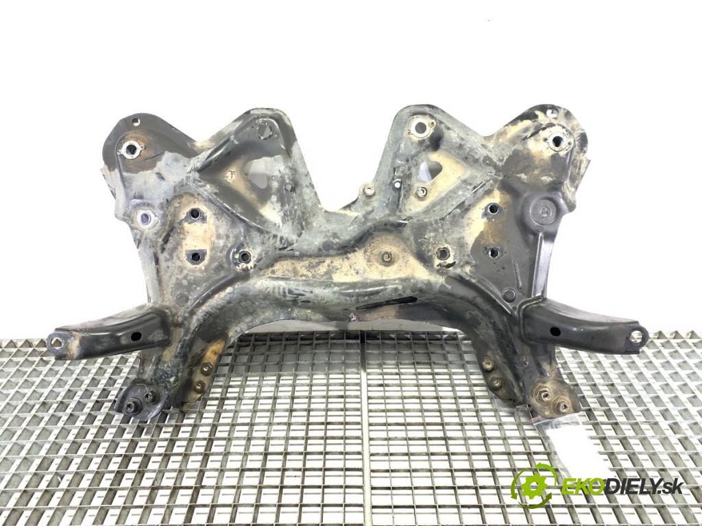 FIAT 500 liftback 2023 51 kW 1.0 Mild Hybrid (312.AYD1B) 999 výztuha pod motor  (Přední výztuha)