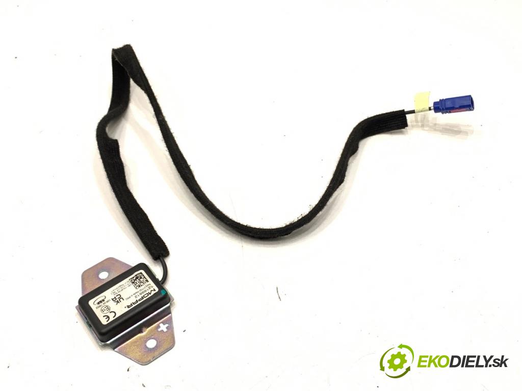 FIAT 500 liftback 2023 51 kW 1.0 Mild Hybrid (312.AYD1B) 999 Zosilňovač antény 52169812