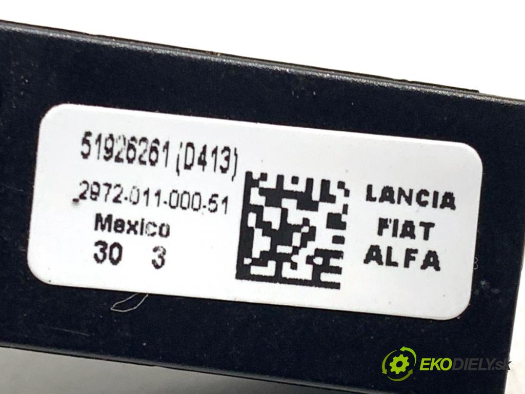 FIAT 500 liftback 2023 51 kW 1.0 Mild Hybrid (312.AYD1B) 999 MIKROFON: BLUETOOTH 51926261