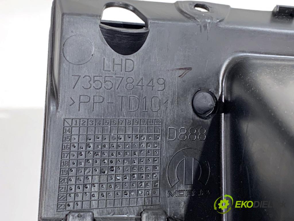 FIAT 500 liftback 2023 51 kW 1.0 Mild Hybrid (312.AYD1B) 999 přihrádka kastlík spolujezdce 735578449 (Přihrádka (kastlík))