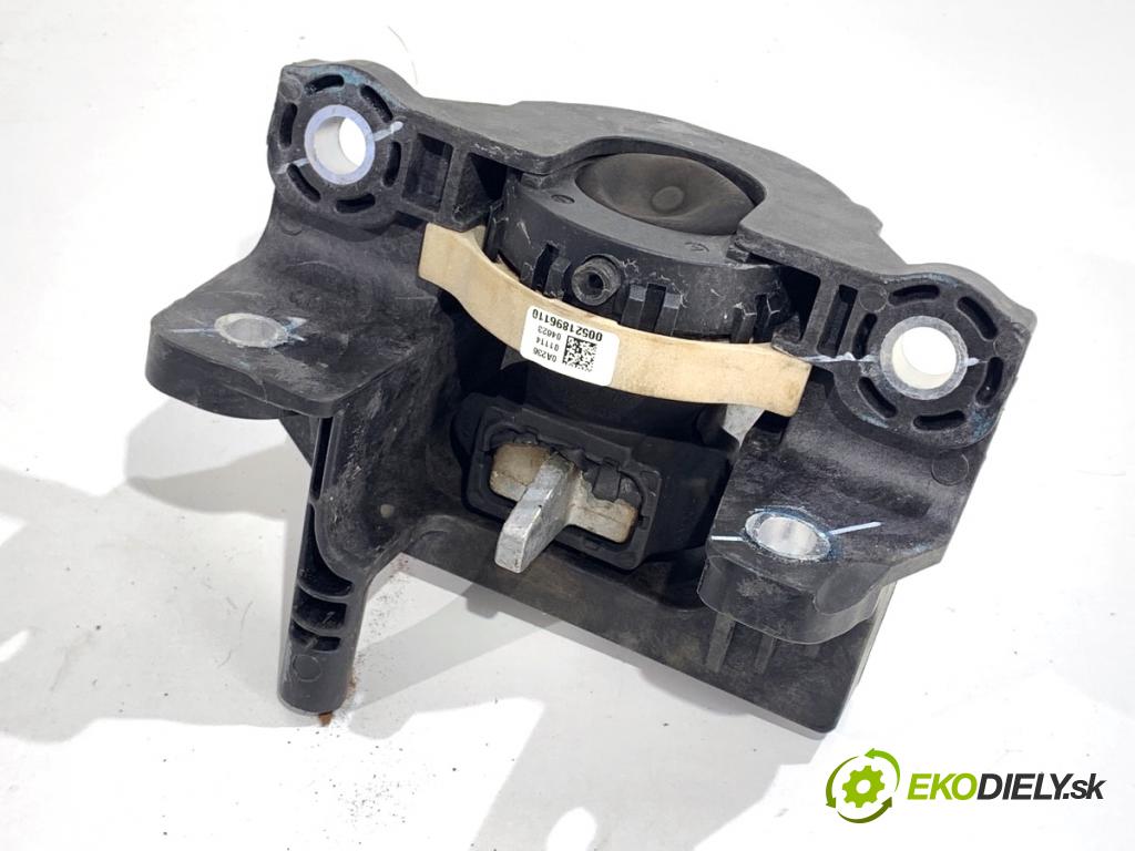 FIAT 500 liftback 2023 51 kW 1.0 Mild Hybrid (312.AYD1B) 999 AirBag motora 00521896110 (Držák motoru)