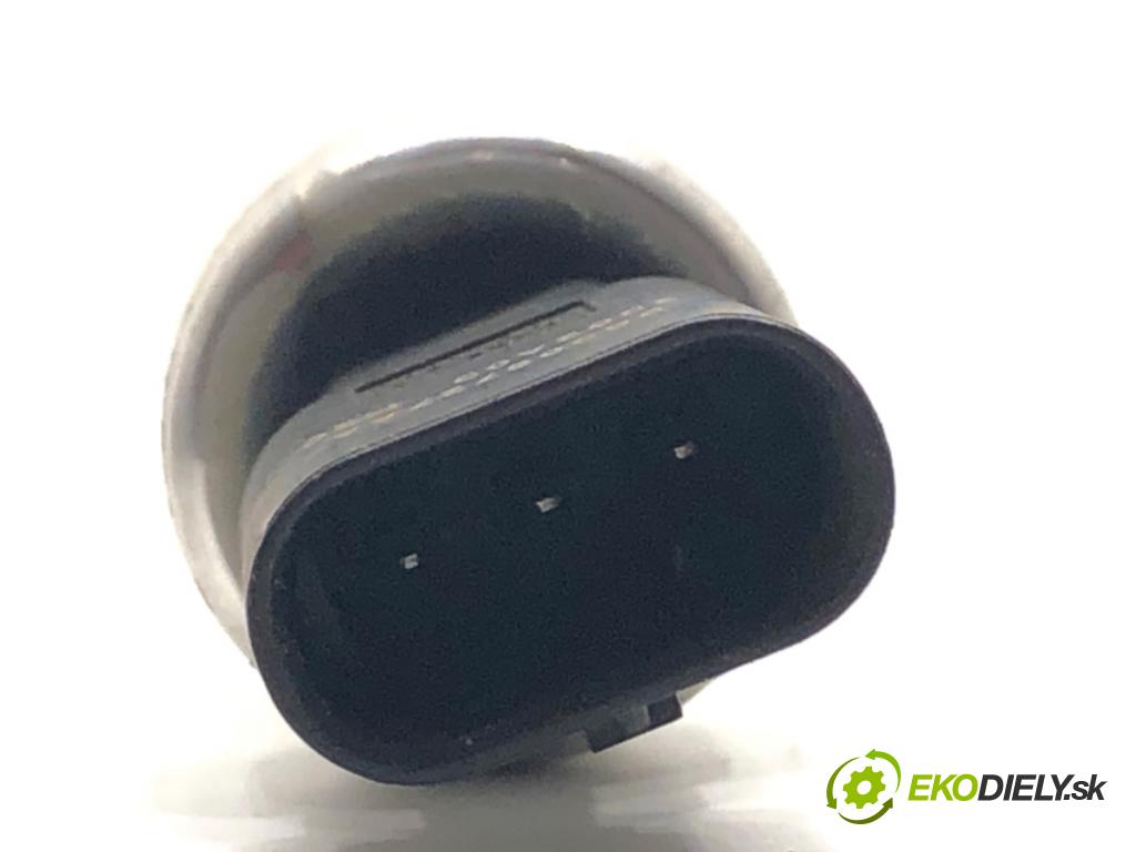 FIAT 500 liftback 2023 51 kW 1.0 Mild Hybrid (312.AYD1B) 999 Snímač klimatizácie 68308727AA (Snímač klimatizácie)