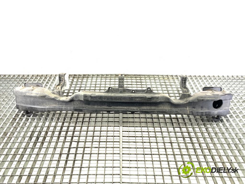 HYUNDAI i30 Kombi 2022 88 kW 1.0 T-GDI 998 výztuha nárazníka zadní část 86630-G4600 (Zadní výztuha)