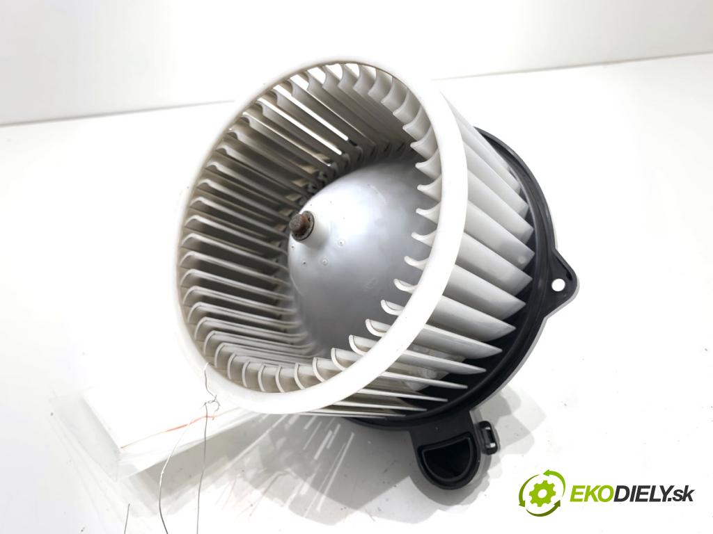 HYUNDAI i30 Kombi 2022 88 kW 1.0 T-GDI 998 ventilátor kúrenia 97113-A4000