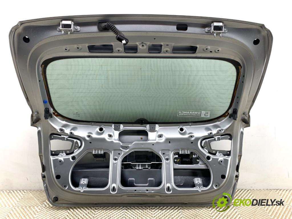 HYUNDAI i30 Kombi 2022 88 kW 1.0 T-GDI 998 kapota zadní část R2T