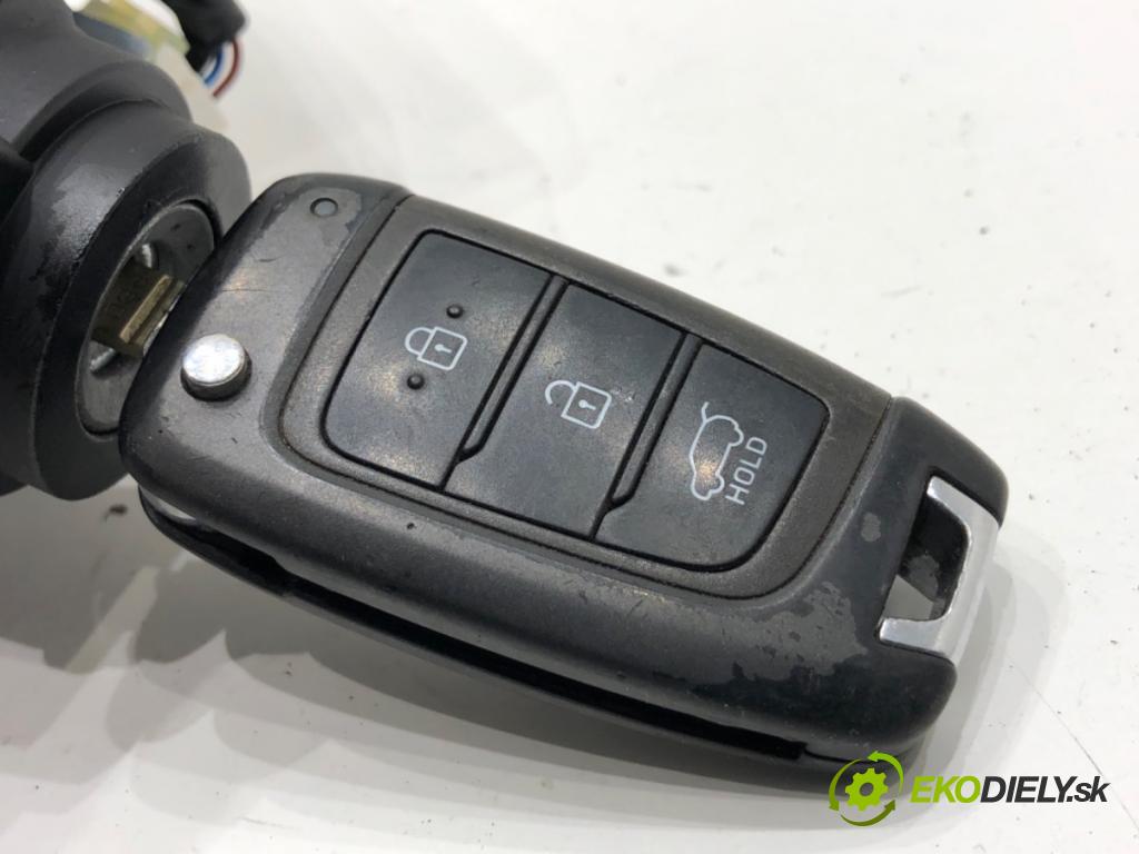 HYUNDAI i30 Kombi 2022 88 kW 1.0 T-GDI 998 spinačka 81910D3000 (Spínacia skrinka)