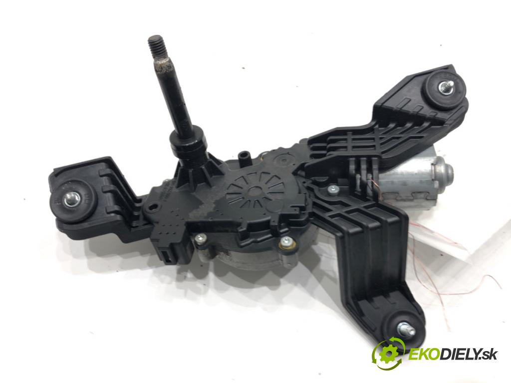 HYUNDAI i30 Kombi 2022 88 kW 1.0 T-GDI 998 motor stěračů zadní část 98700-G3000