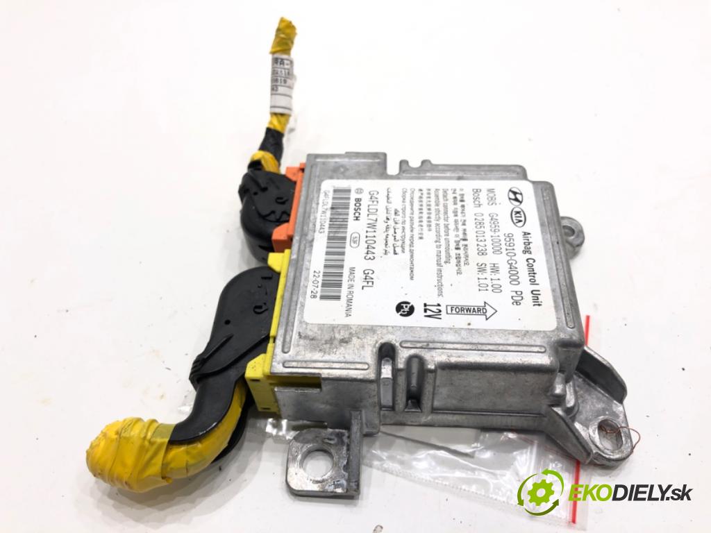 HYUNDAI i30 Kombi 2022 88 kW 1.0 T-GDI 998 senzor airbag 95910-G4000 (Snímač)
