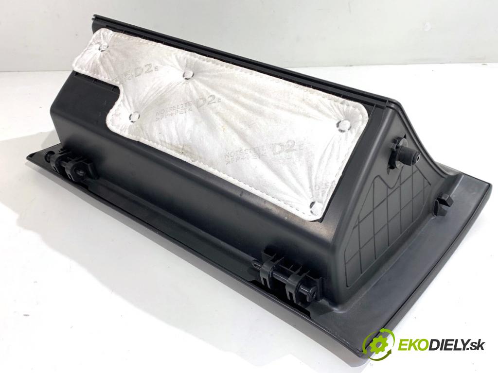 HYUNDAI i30 Kombi 2022 88 kW 1.0 T-GDI 998 přihrádka kastlík spolujezdce 84511-G4000 (Přihrádka (kastlík))