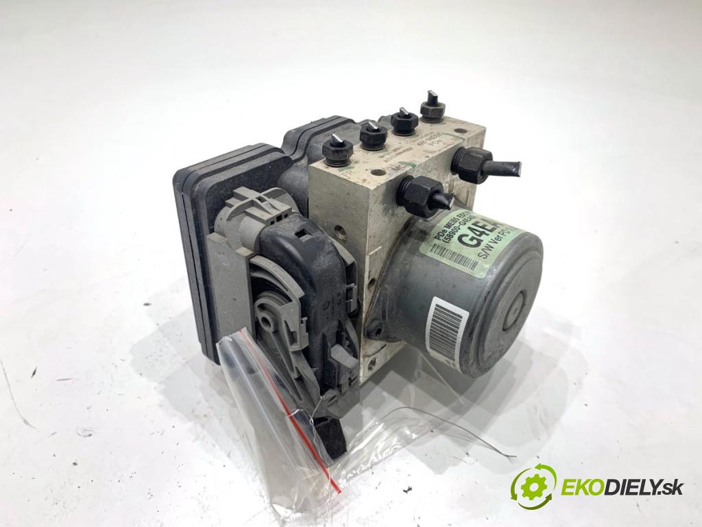 HYUNDAI i30 Kombi 2022 88 kW 1.0 T-GDI 998 Pumpa ABS G4589-28500 (Pumpa ABS)