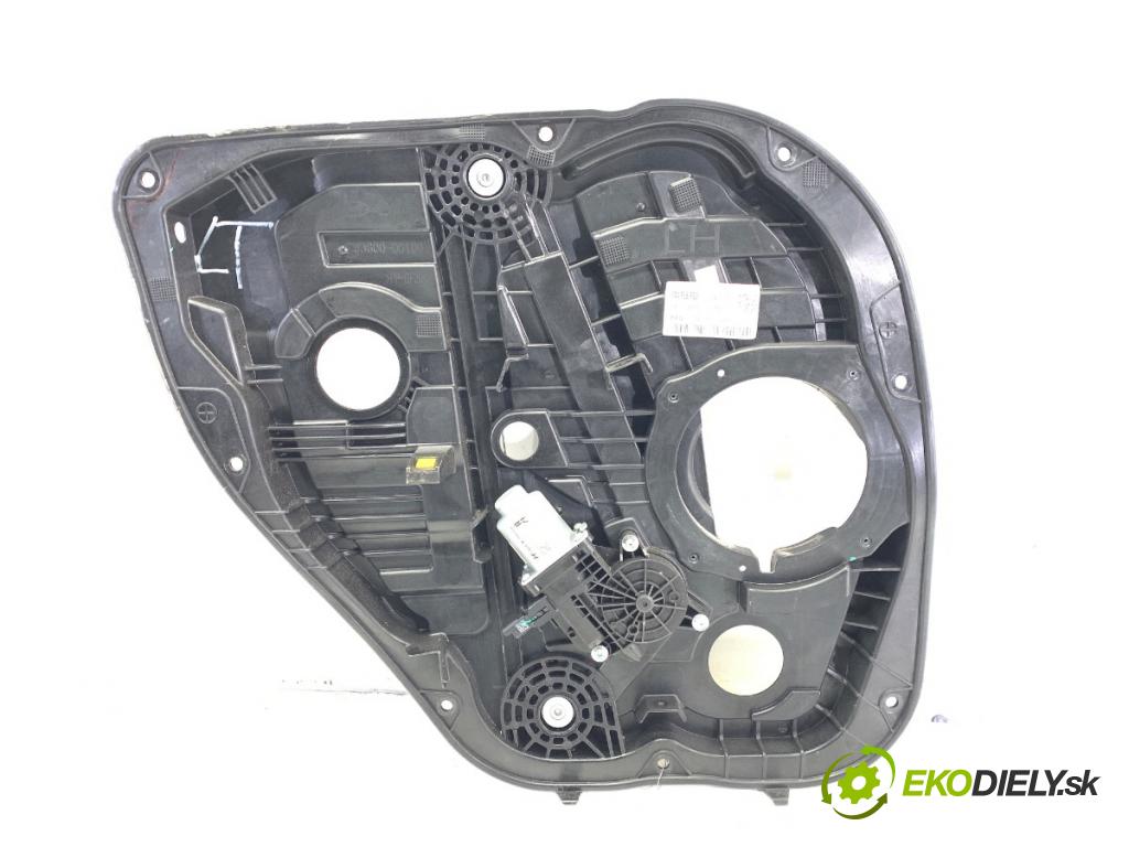 HYUNDAI i30 Kombi 2022 88 kW 1.0 T-GDI 998 mechanismus okna levý zadní část 93600-00100