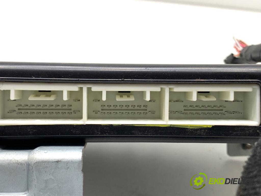 HYUNDAI i30 Kombi 2022 88 kW 1.0 T-GDI 998 Modul BCM 954A0-G4315 (Riadiaca jednotka ostatné)