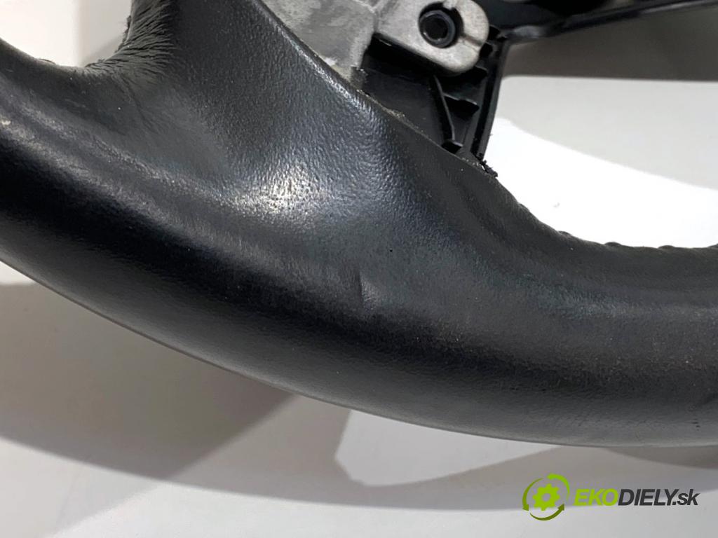 HYUNDAI i30 Kombi 2022 88 kW 1.0 T-GDI 998 volant  (Volant)