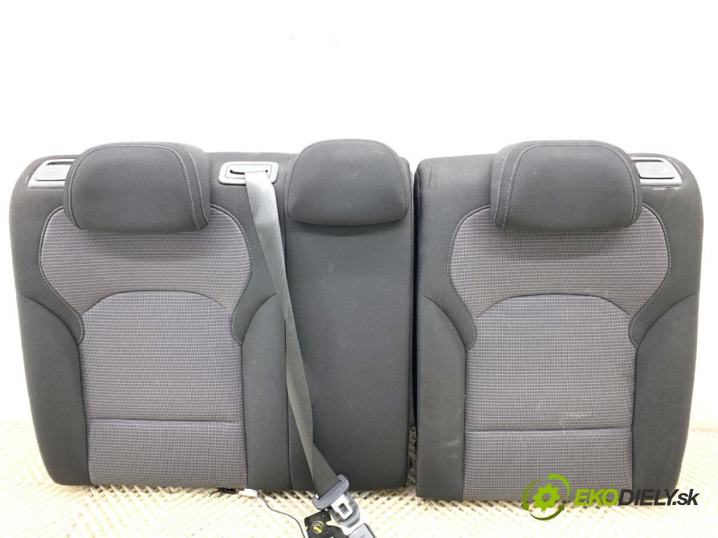 HYUNDAI i30 Kombi 2022 88 kW 1.0 T-GDI 998 Sedadlo druhý rad