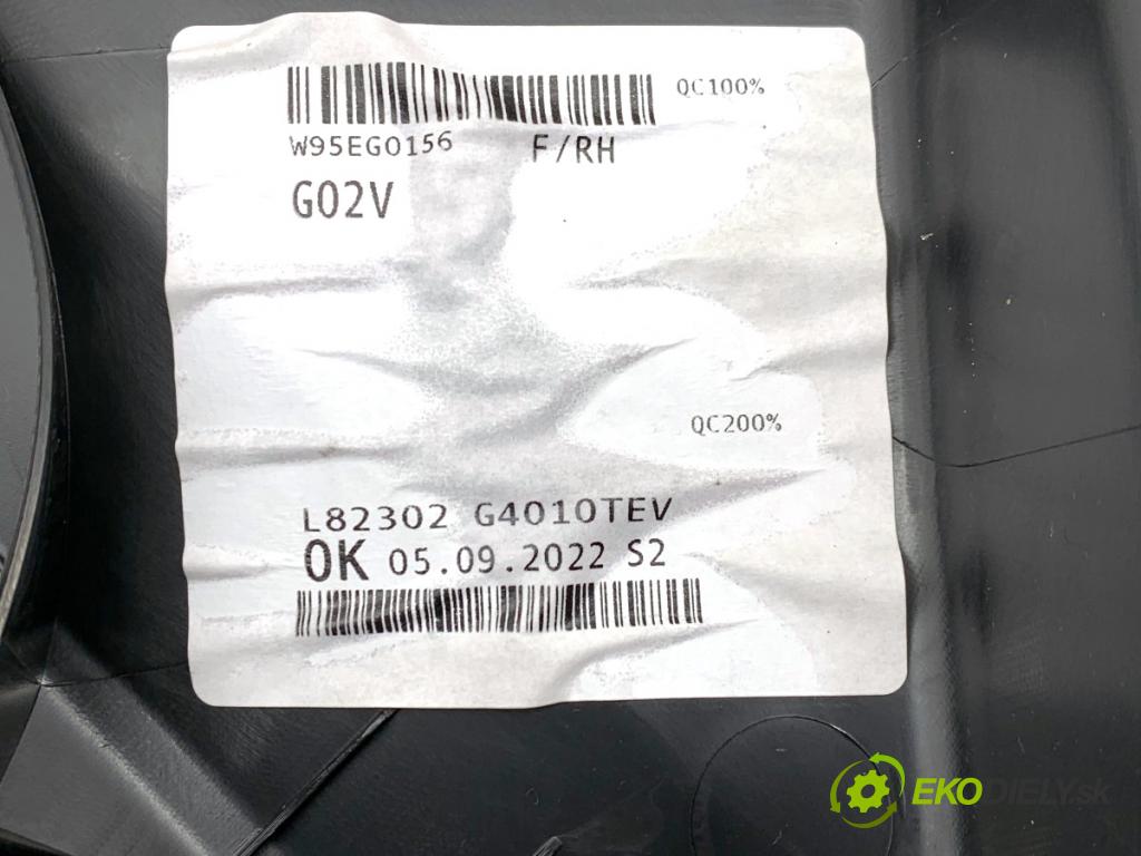 HYUNDAI i30 Kombi 2022 88 kW 1.0 T-GDI 998 ča dveře pravý přední část