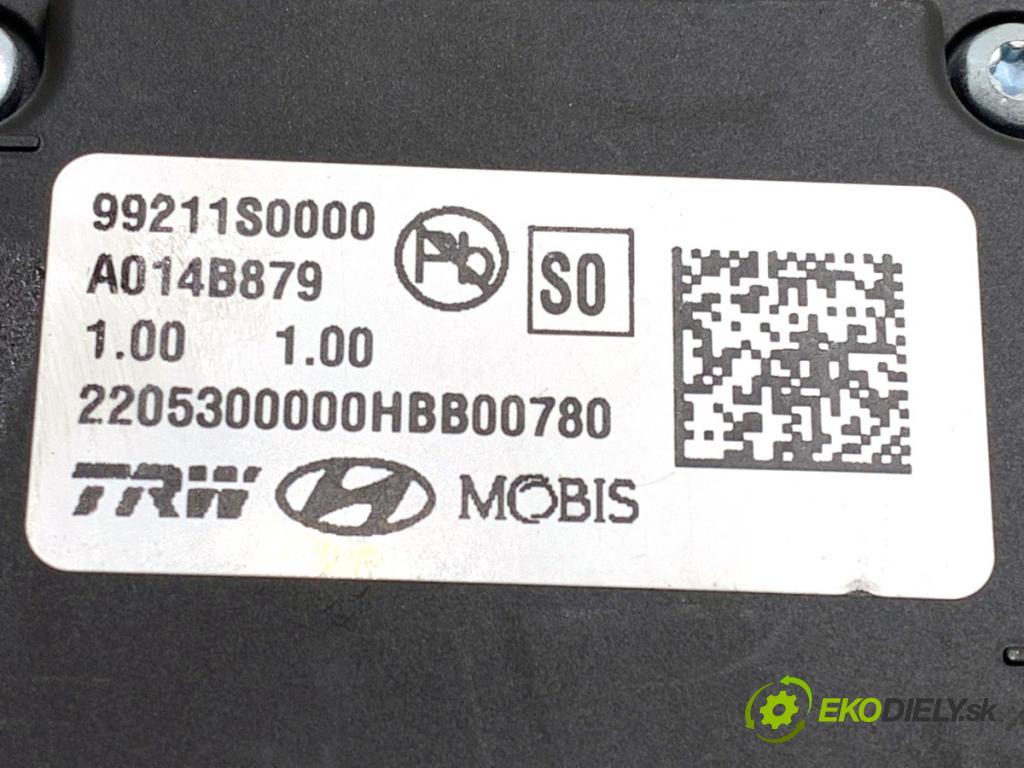 HYUNDAI i30 Kombi 2022 88 kW 1.0 T-GDI 998 KAMERA okna PŘEDNÍ 99211S0000