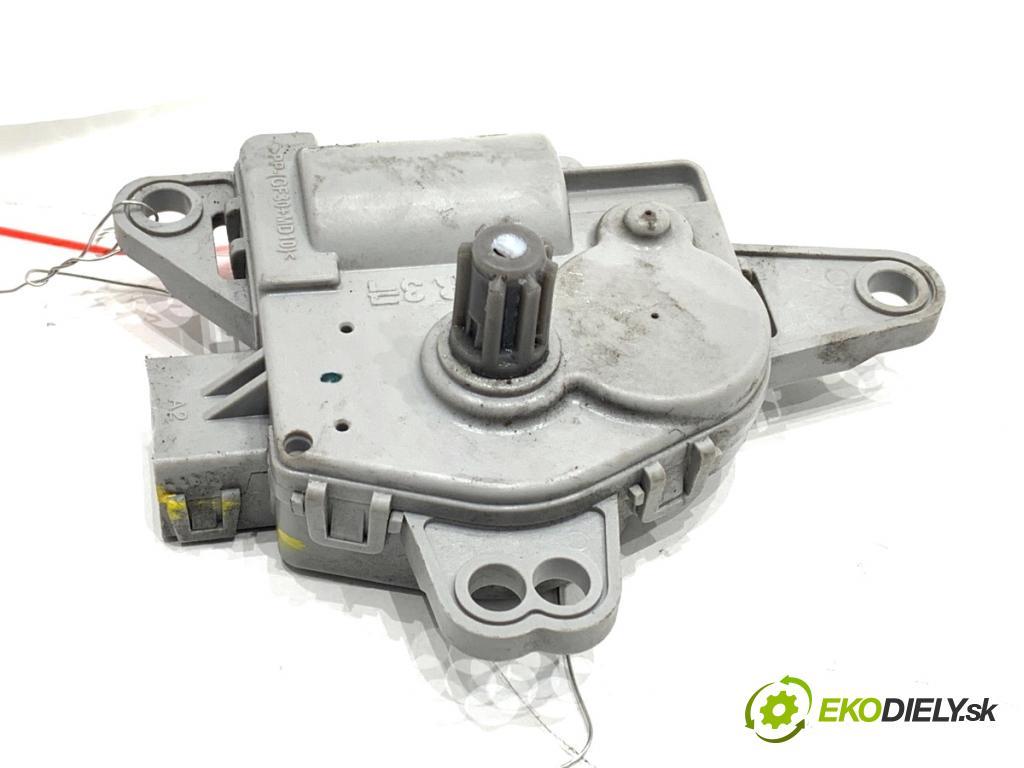 HYUNDAI i30 Kombi 2022 88 kW 1.0 T-GDI 998 motor topení EA1F0-EDFAA02