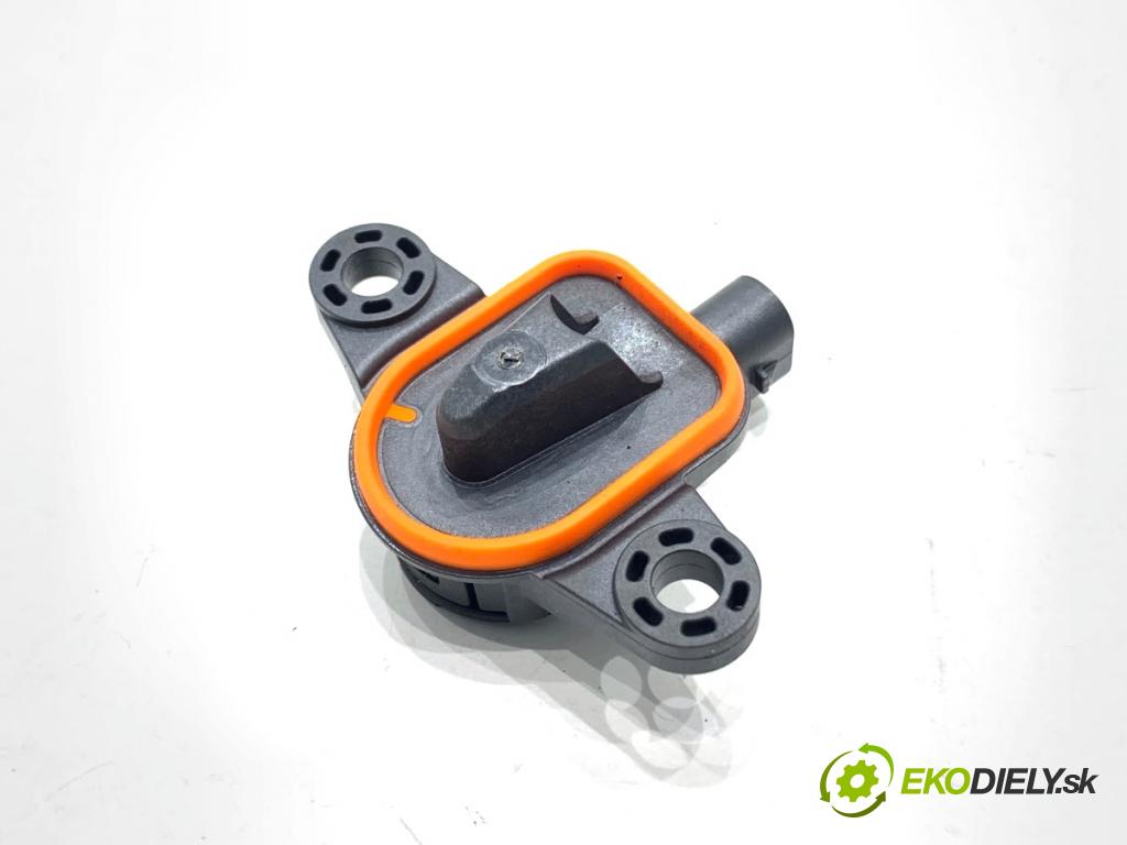 HYUNDAI i30 Kombi 2022 88 kW 1.0 T-GDI 998 Snímač nárazu 95920-G3100 (Snímač nárazu)