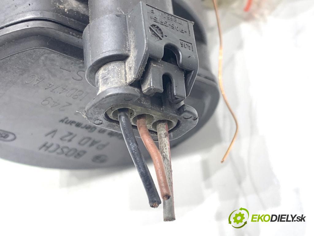 JAGUAR XF II sedan 2018 132 kW 2.0 D 1999 DALŠÍ: pumpa vody DX23-18D474-AC (Vodní pumpa)