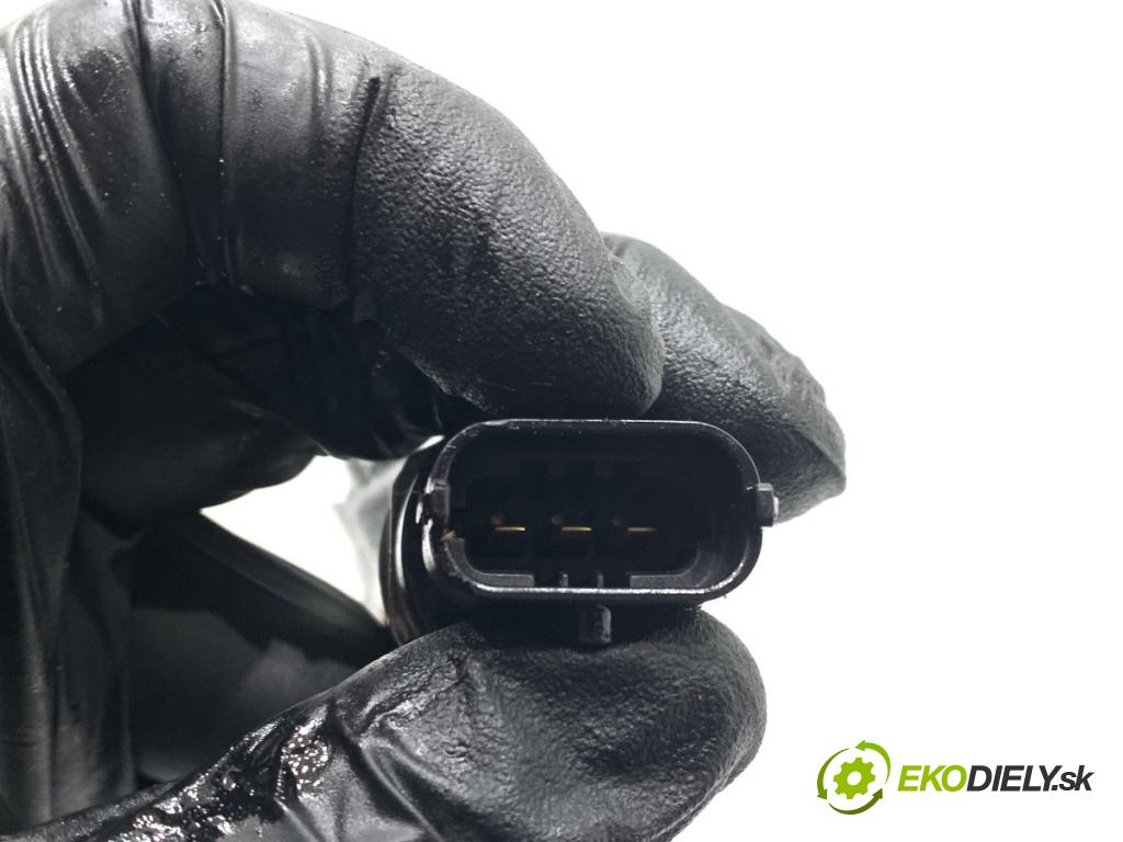 JAGUAR XF II sedan 2018 132 kW 2.0 D 1999 Lišta vstrekovacia 0445214332 G4D3-9D280-AA (Vstrekovacia lišta)