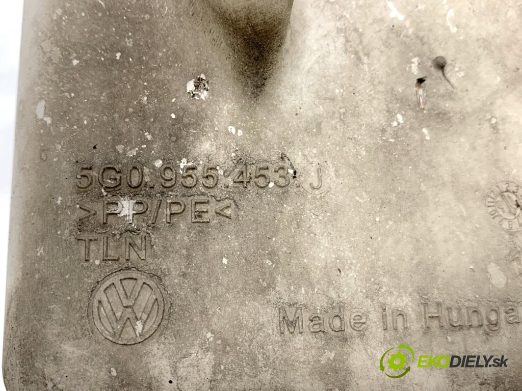 VW PASSAT B8 Kombi 2016 140 kW 2.0 TDI 1968 nádržka ostřikovačů 3Q0955448B