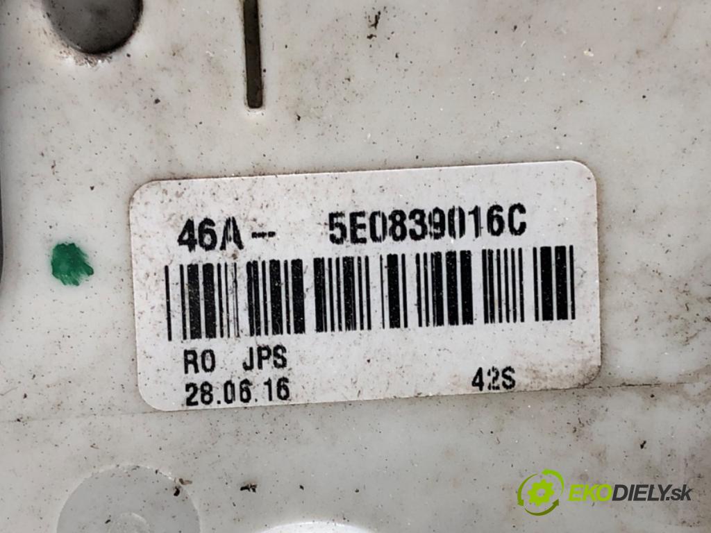 VW PASSAT B8 Kombi 2016 140 kW 2.0 TDI 1968 zámok dveře pravý zadní část 5E0839016C