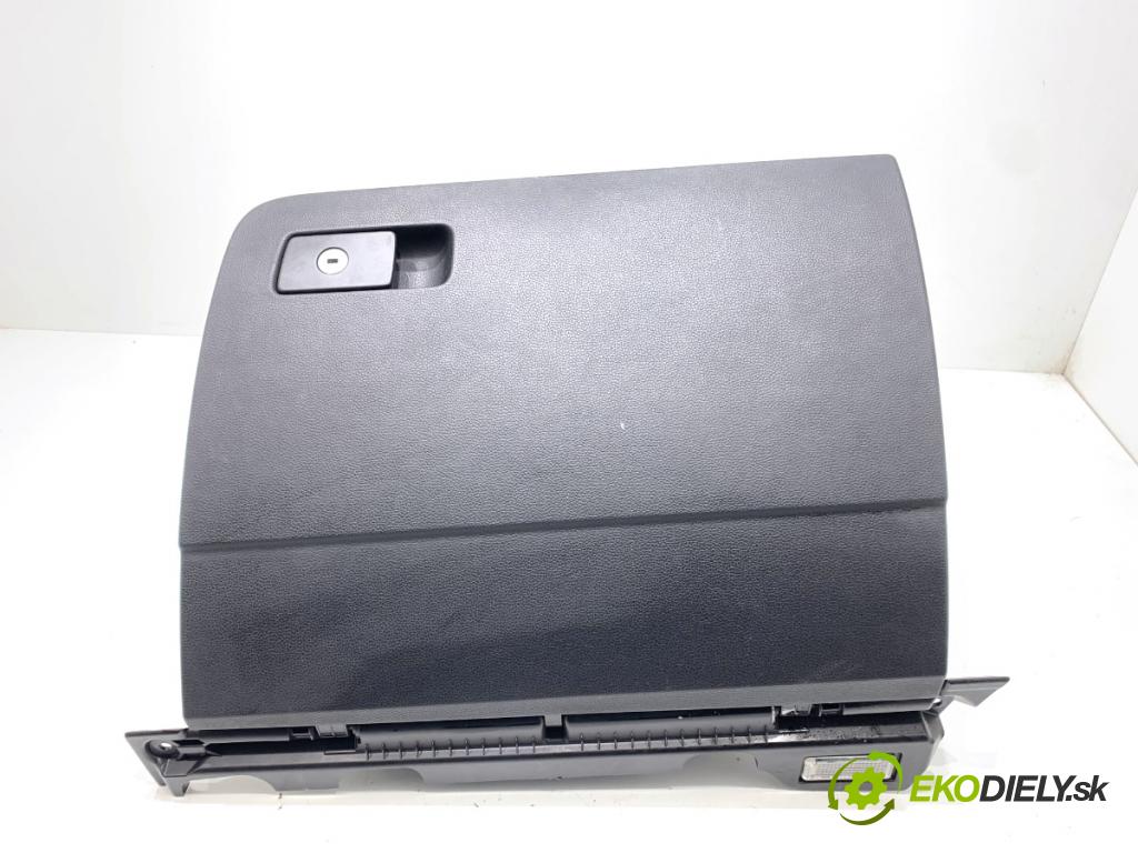 VW PASSAT B8 Kombi 2016 140 kW 2.0 TDI 1968 přihrádka kastlík spolujezdce 3G1857097N (Přihrádka (kastlík))