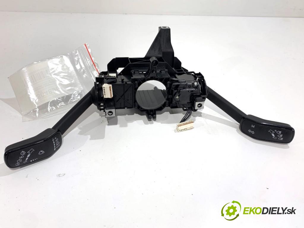 VW PASSAT B8 Kombi 2016 140 kW 2.0 TDI 1968 Prepínač kombinovaný 5Q0953502M (Prepínacie páčky pod volantom)