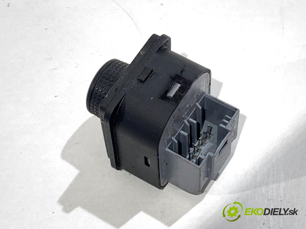 VW PASSAT B8 Kombi 2016 140 kW 2.0 TDI 1968 Prepínač nastavenia spätných zrkadiel 3G0959565A (Prepínacie páčky pod volantom)