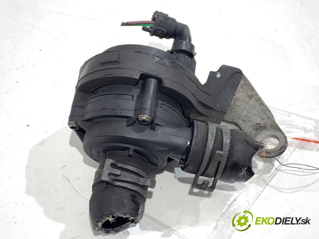 VW PASSAT B8 Kombi 2016 140 kW 2.0 TDI 1968 DALŠÍ: pumpa vody 5Q0965567J (Vodní pumpa)