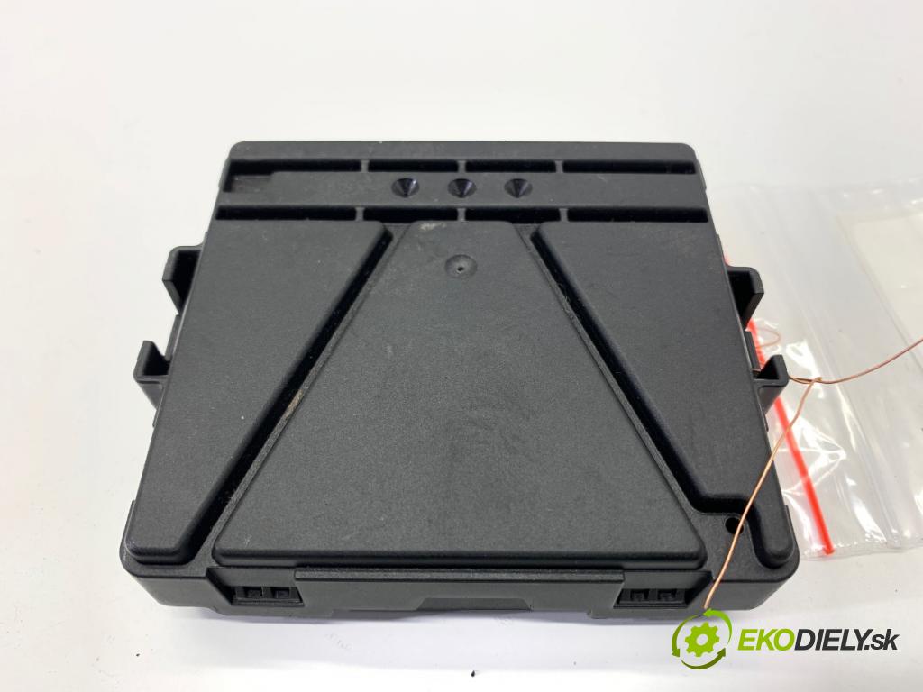 VW PASSAT B8 Kombi 2016 140 kW 2.0 TDI 1968 Modul svetiel 5Q0907530AM (Riadiaca jednotka ostatné)