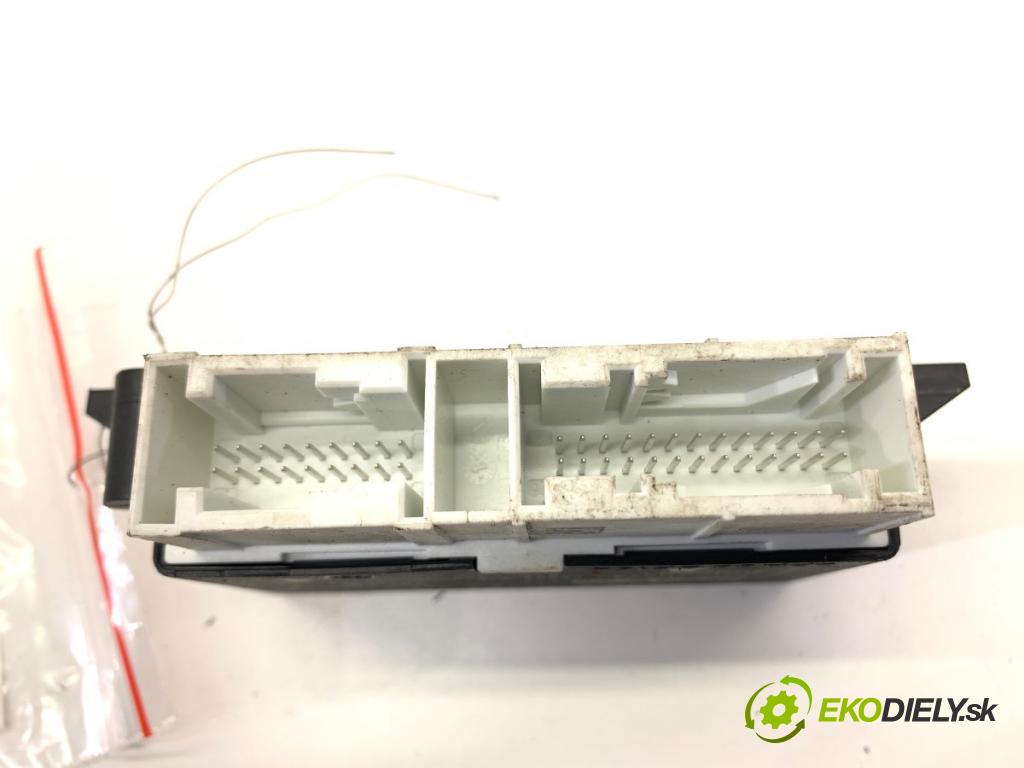 VW PASSAT B8 Kombi 2016 140 kW 2.0 TDI 1968 Modul PDC 5Q0919294L (Riadiaca jednotka ostatné)