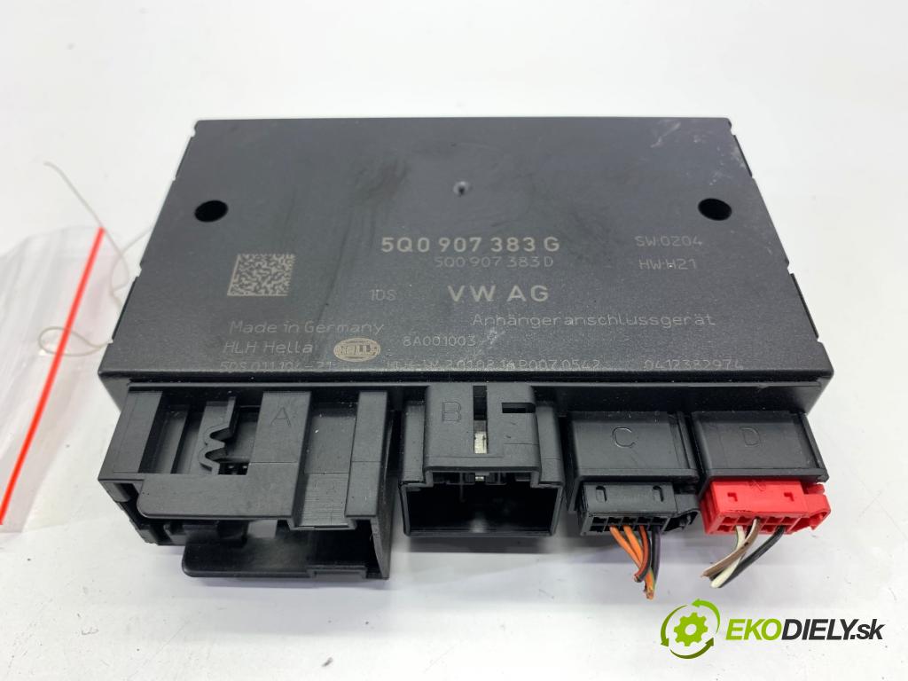 VW PASSAT B8 Kombi 2016 140 kW 2.0 TDI 1968 Modul ťažného oka 5Q0907383G (Riadiaca jednotka ostatné)