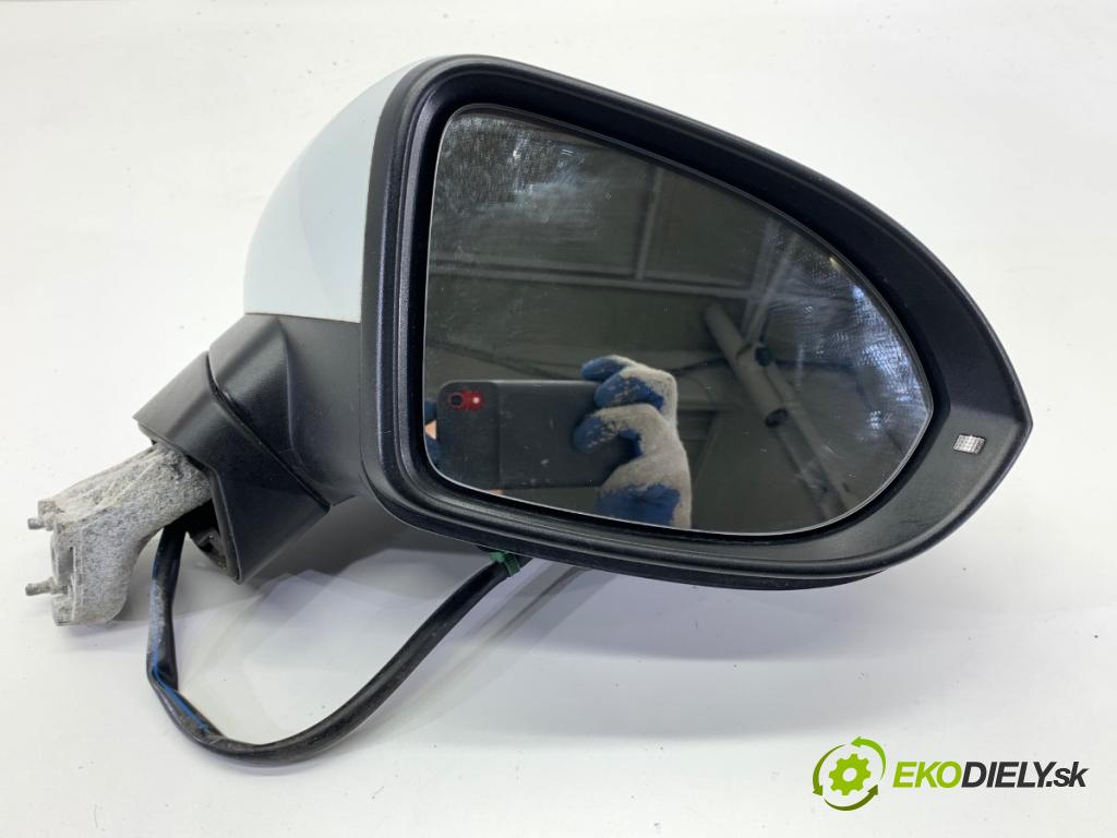 VW PASSAT B8 Kombi 2016 140 kW 2.0 TDI 1968 zpětné zrcátko pravý LC9A