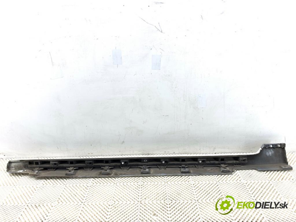 VW PASSAT B8 Kombi 2016 140 kW 2.0 TDI 1968 lišta prahová pravý R-LINE: