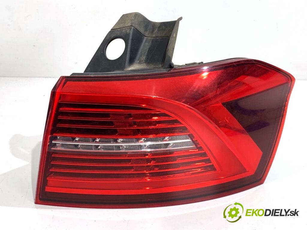 VW PASSAT B8 Kombi 2016 140 kW 2.0 TDI 1968 Svetlo pravy zad 3G9945208F