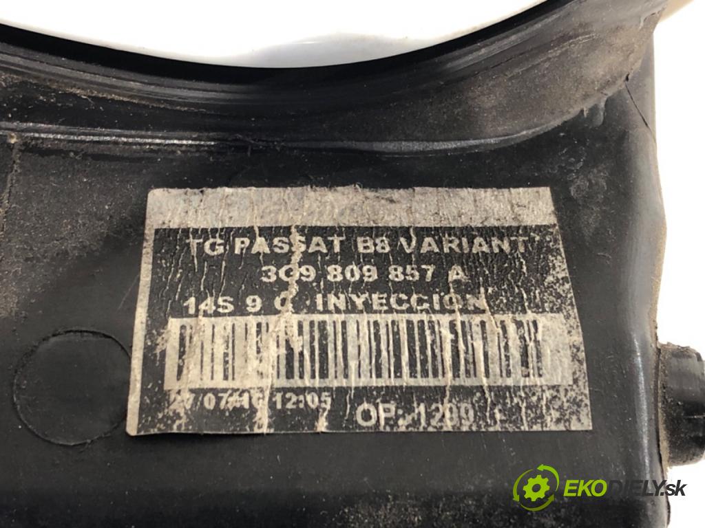 VW PASSAT B8 Kombi 2016 140 kW 2.0 TDI 1968 dvířka nádrže paliva 3G9809857A (Klika dveří ostatní)
