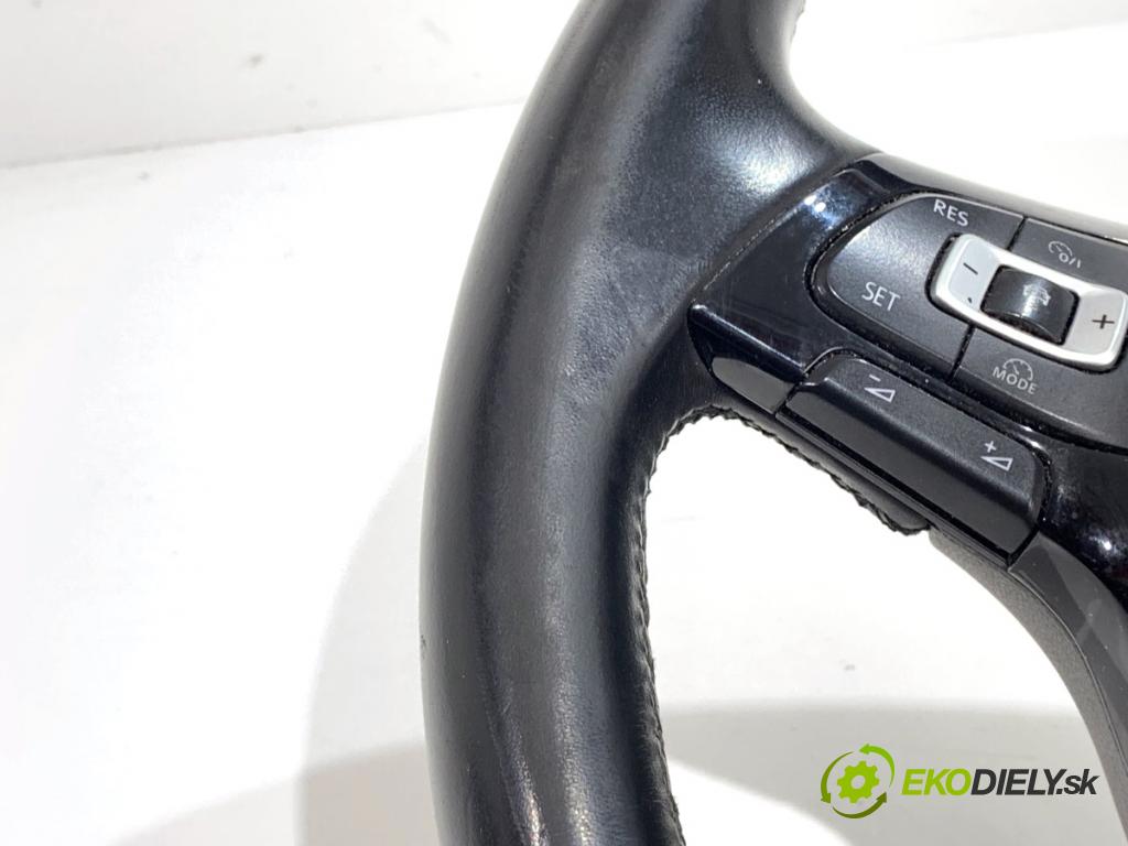 VW PASSAT B8 Kombi 2016 140 kW 2.0 TDI 1968 Volant  (Volant)